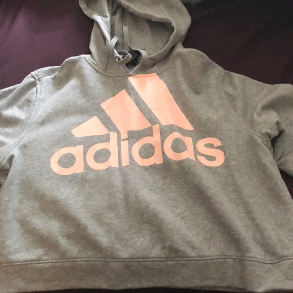 New Adidas crop sweatshirt - Picture 1 of 3